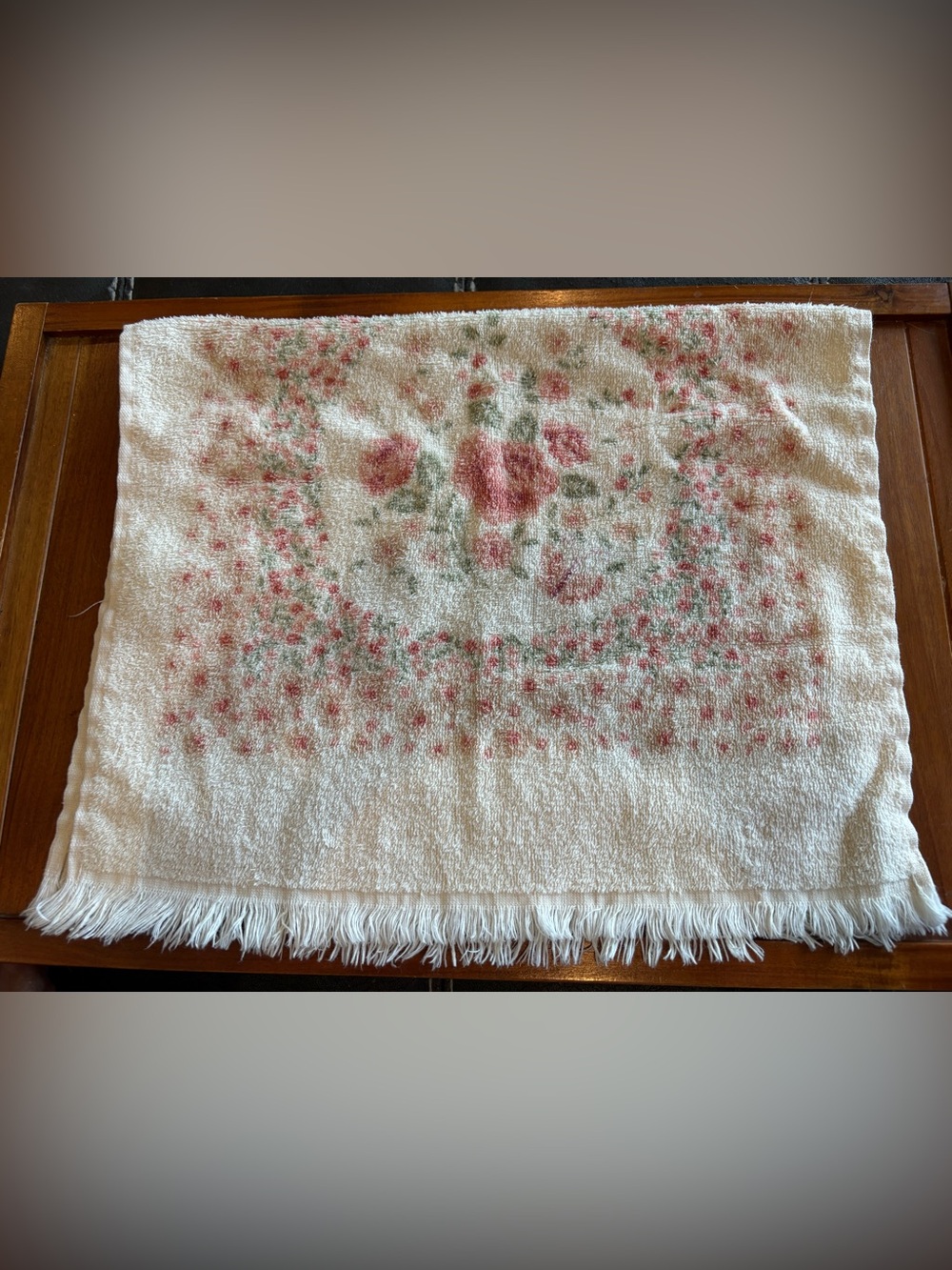Vintage Lady Pepperell Hand Towel Floral Fringe Edge